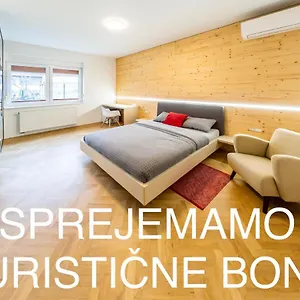  Apartment Kamr'ca