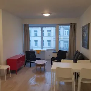 central-appartment-2-bedrooms.brusselshotelsbook.com/