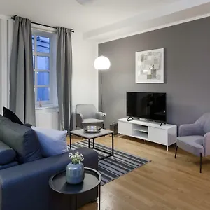  Apartment Evropa